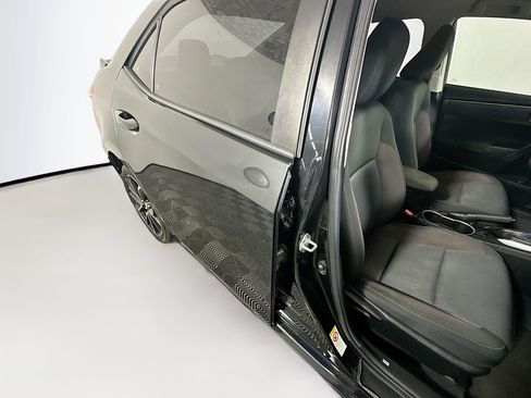 Used 2019 Toyota Corolla LE FWD image 27