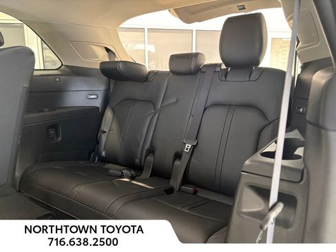 Used 2024 MAZDA CX-90 3.3 Turbo w/ Preferred Plus image 19