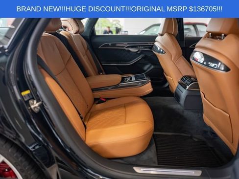 Used 2025 Audi S8 AWD/4WD image 14