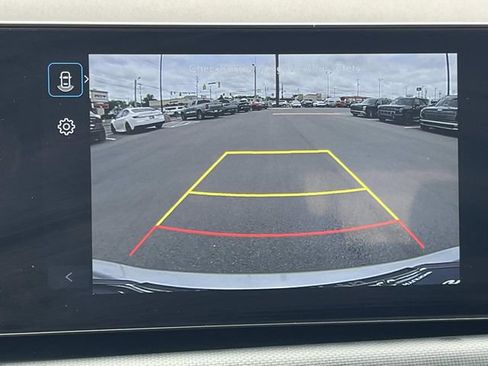 Certified 2025 Hyundai Tucson SE FWD image 31