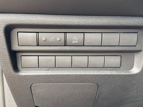 New 2026 Mitsubishi Outlander ES AWD/4WD image 19
