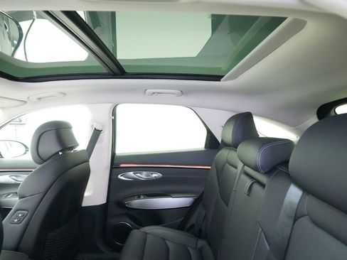 New 2026 Genesis GV70 2.5T Select image 24