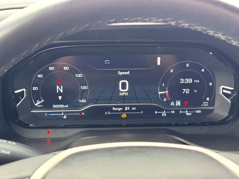 Used 2024 GMC Yukon Denali image 28