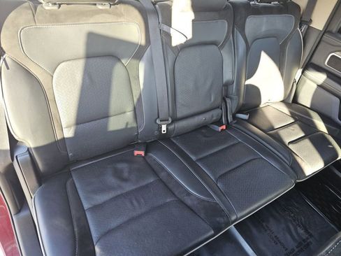 Used 2019 RAM 1500 Laramie image 23