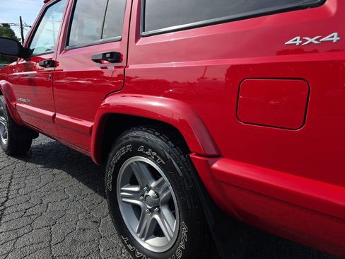 Used 2000 Jeep Cherokee Classic AWD/4WD image 35