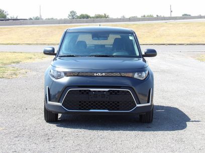 Used 2024 Kia Soul LX w/ Option Group 015