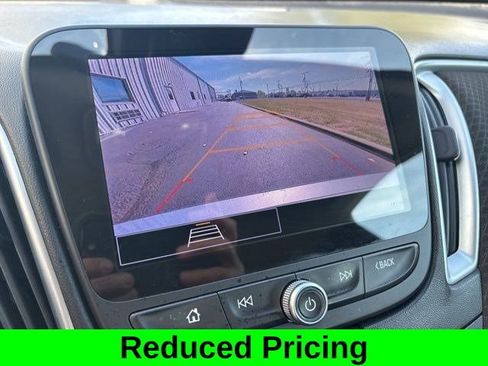 Used 2024 Chevrolet Malibu LT image 22