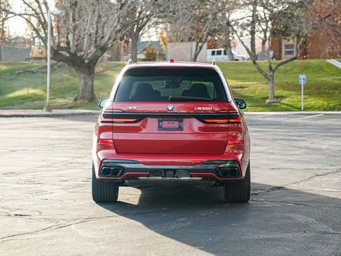 Certified 2025 BMW X7 M60i image 6