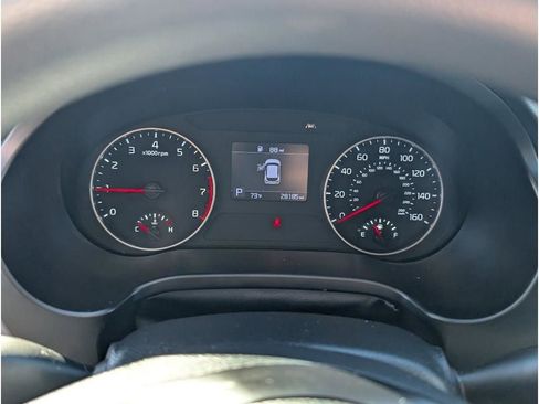 Used 2023 Kia Seltos LX image 19