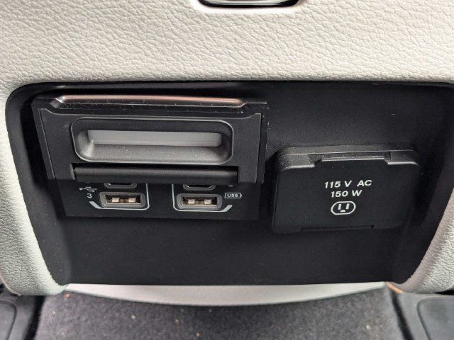 Used 2020 Jeep Cherokee Limited w/ Technology Group AWD/4WD image 16