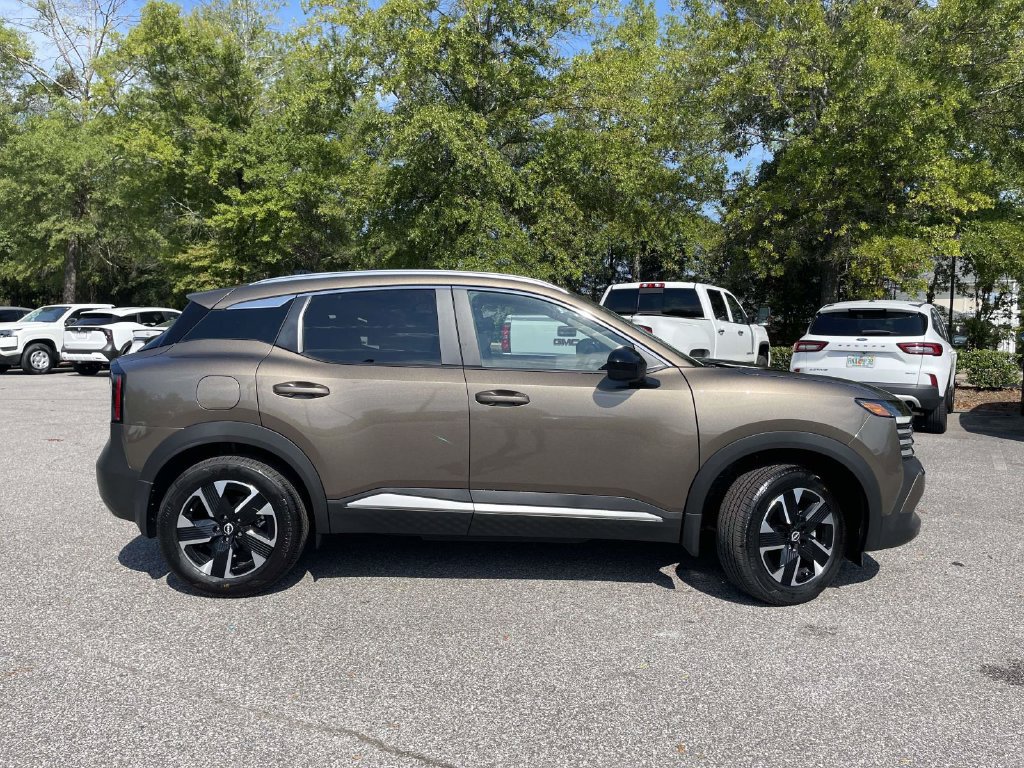 New 2027 Nissan Kicks SV w/ SV Premium Package AWD/4WD image 2