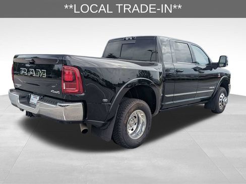 Used 2025 RAM 3500 Limited AWD/4WD image 4