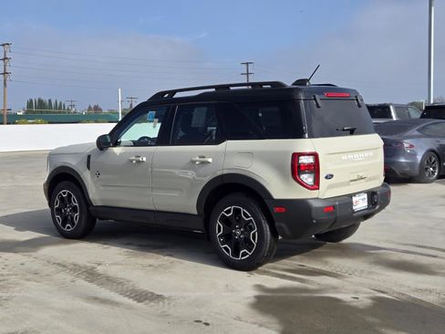 New 2025 Ford Bronco Sport Outer Banks w/ Outer Banks Tech Package+ image 6