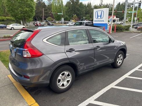 Used 2015 Honda CR-V LX image 5