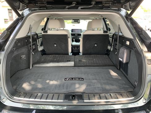Used 2022 Lexus RX 450hL Luxury w/ Cold Area Package (CT) AWD/4WD image 34
