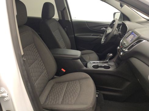 Used 2021 Chevrolet Equinox LT image 21