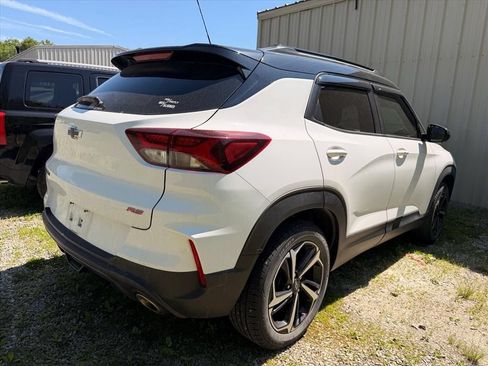 Used 2022 Chevrolet TrailBlazer RS AWD/4WD image 16