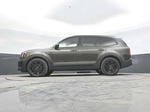 Used 2022 Kia Telluride EX w/ EX Premium Package AWD/4WD image 25