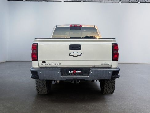 Used 2015 Chevrolet Silverado 1500 LTZ Z71 w/ LTZ Plus Package AWD/4WD image 11