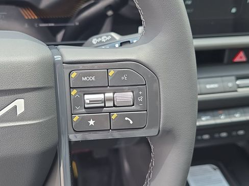 New 2027 Kia Seltos S FWD image 30