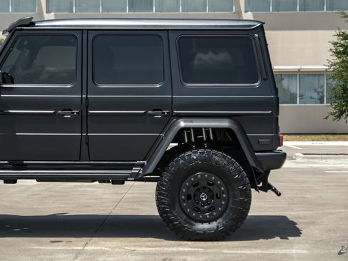 Used 2017 Mercedes-Benz G 550 Squared image 9