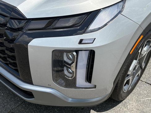 Used 2025 Hyundai Palisade SEL FWD image 13