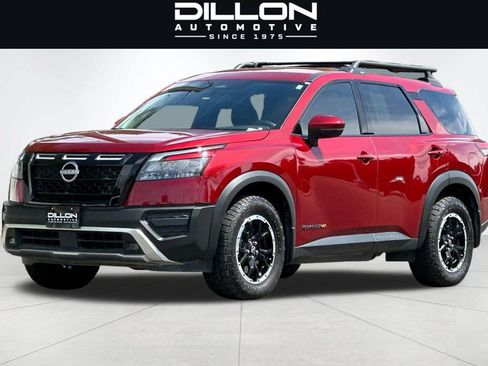 Used 2025 Nissan Pathfinder Rock Creek AWD/4WD image 8
