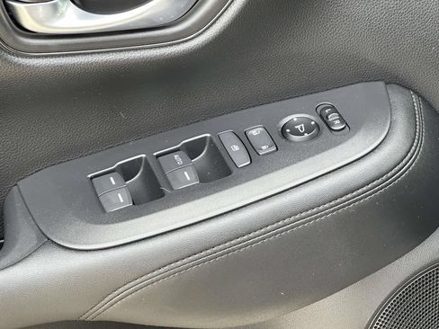 Certified 2023 Honda HR-V LX image 14