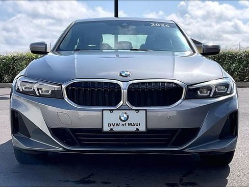 Certified 2024 BMW 330i Sedan RWD image 3