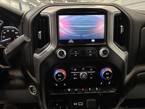 Used 2021 GMC Sierra 3500 SLE w/ SLE Convenience Package image 21