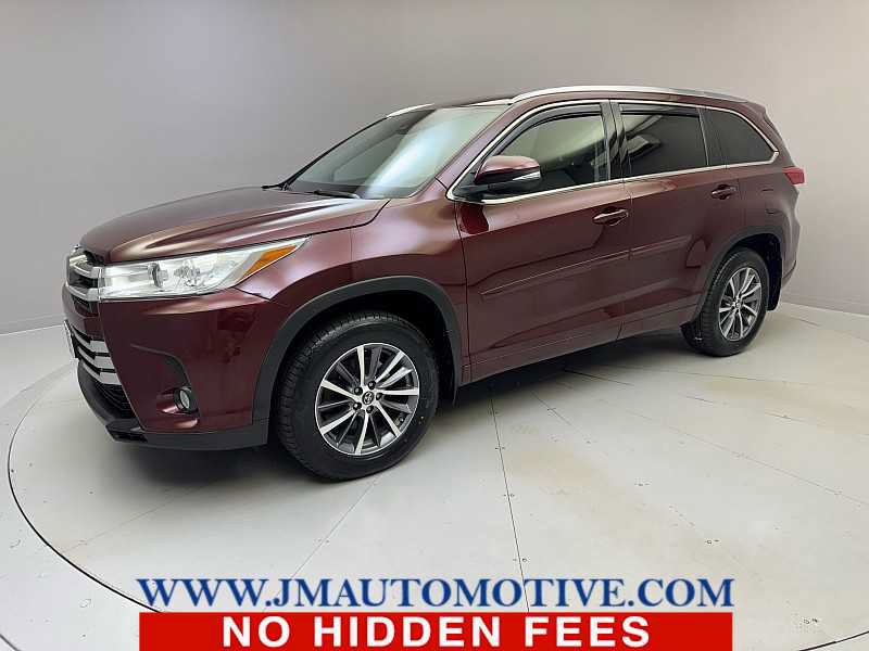 Used 2018 Toyota Highlander XLE AWD/4WD image 1