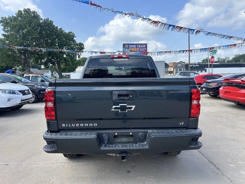 Used 2018 Chevrolet Silverado 1500 LT w/ All Star Edition AWD/4WD image 9