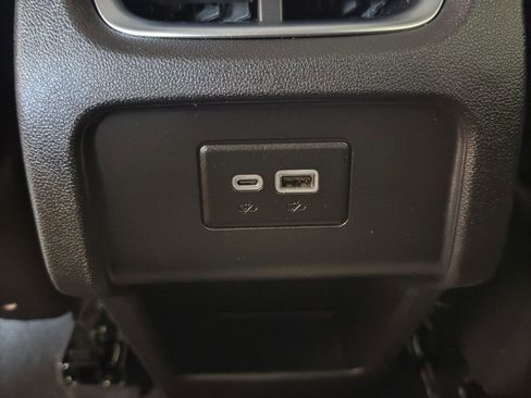 Used 2025 Chevrolet Blazer LT image 14