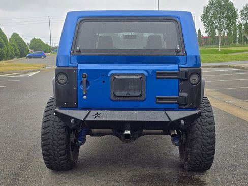 Used 2014 Jeep Wrangler Unlimited Sport AWD/4WD image 4