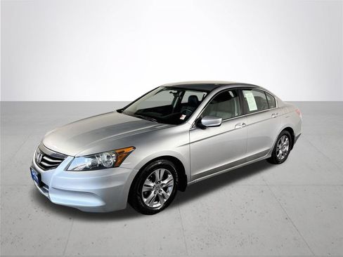 Used 2012 Honda Accord SE image 2