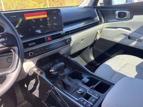 New 2026 Kia Sorento S w/ S Panoramic Sunroof Package image 11