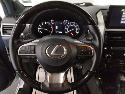 Used 2023 Lexus GX 460 Premium image 12