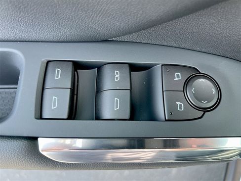 New 2025 Chevrolet Traverse LT w/ Midnight/Sport Edition image 20