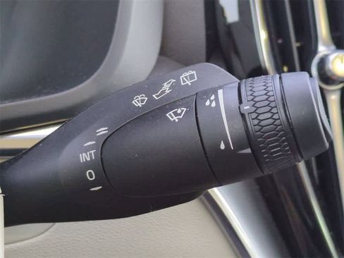 Used 2025 Volvo XC60 T8 Core w/ Protection Package Premier image 25