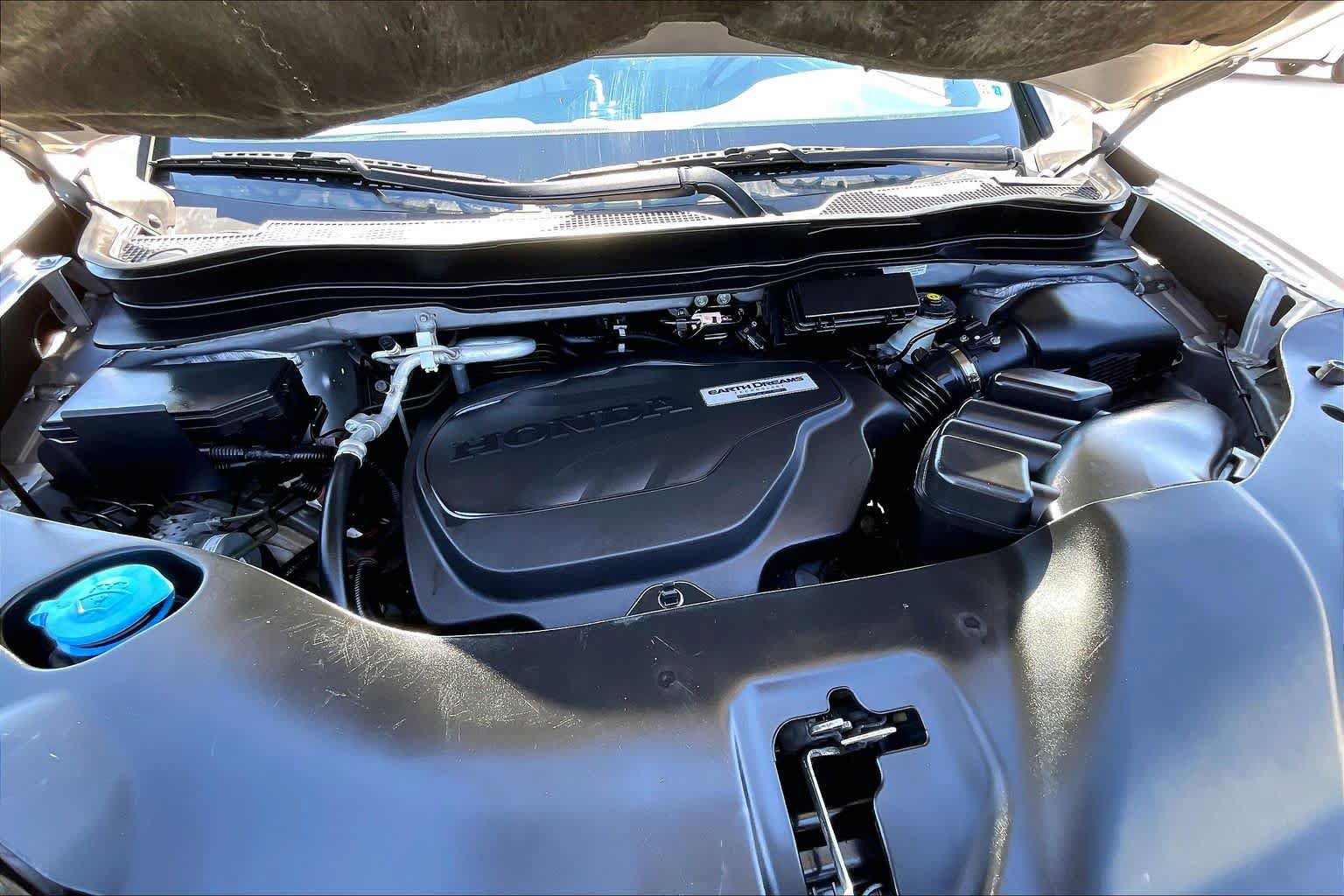 Used 2019 Honda Pilot Touring image 32