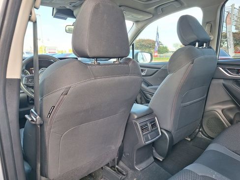 Used 2024 Subaru Forester Premium AWD/4WD image 21