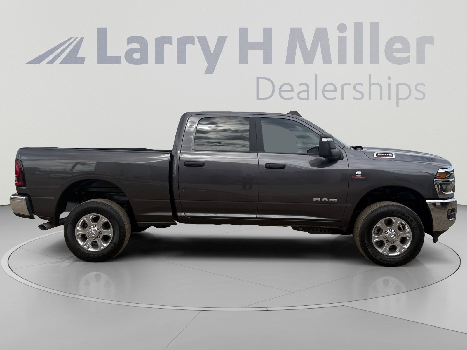 Used 2025 RAM 2500 Big Horn AWD/4WD image 6