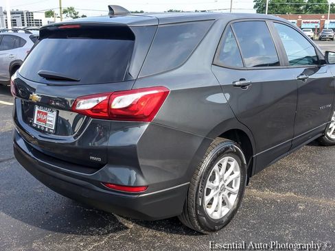 Used 2020 Chevrolet Equinox LS w/ LS Convenience Package AWD/4WD image 8