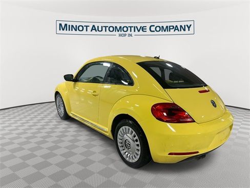 Used 2014 Volkswagen Beetle 1.8T image 6