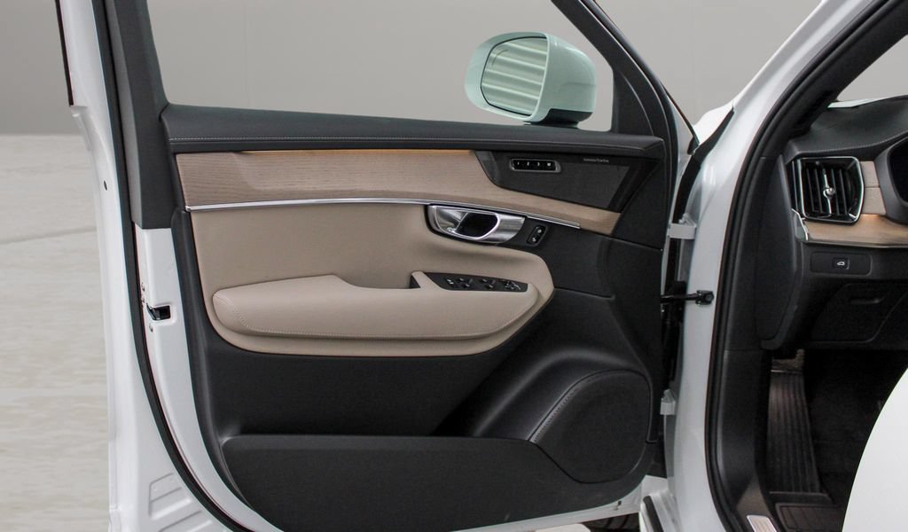 New 2026 Volvo XC90 B5 Ultra w/ Protection Package Premier AWD/4WD image 21