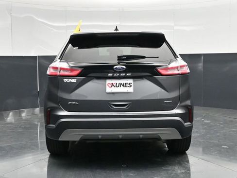 Used 2024 Ford Edge SEL AWD/4WD image 12
