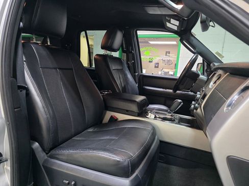 Used 2017 Ford Expedition EL Limited image 26