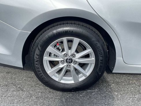 Used 2025 Toyota Camry LE FWD image 8