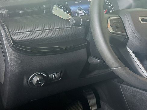 Used 2022 Jeep Compass Altitude image 17