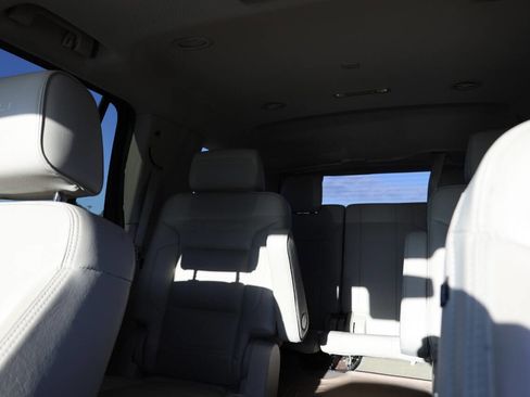 Used 2017 GMC Yukon Denali w/ Open Road Package image 17